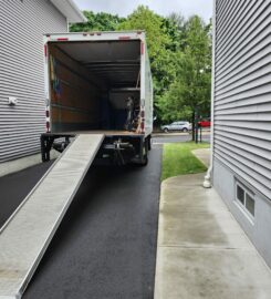 Connecticuts Finest Movers LLC