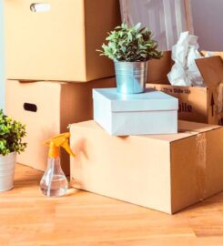 HAPPY HOME MOVING